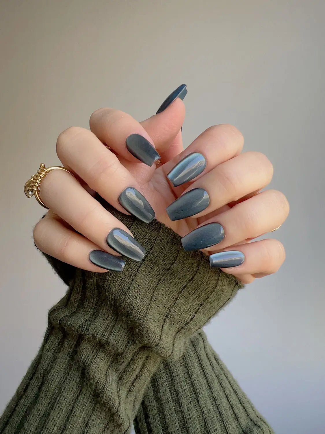 Grayish Blue Cat - eye - Joyeenails - CE036 - S / Short Coffin