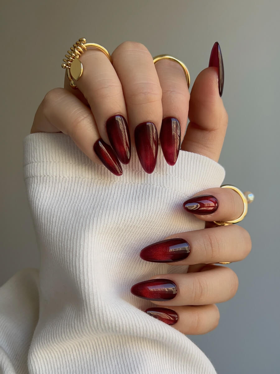 Deep-red-Cat-eye-nails-Scarlet-Witch-Medium-Almond-Nails-3