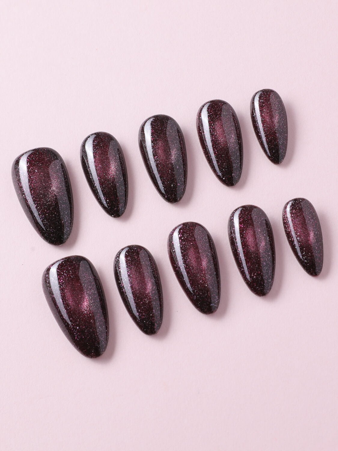 Purple Chase Cat - eye - Joyeenails - CE042 - XS / Short Almond