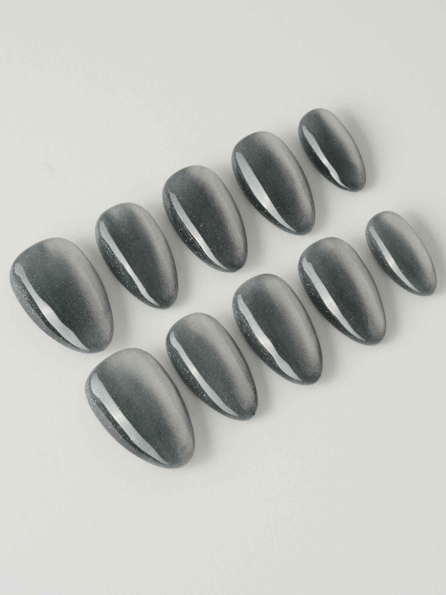 Gray Cat - eye - Joyeenails - CE010 - XS / Extra Short Almond