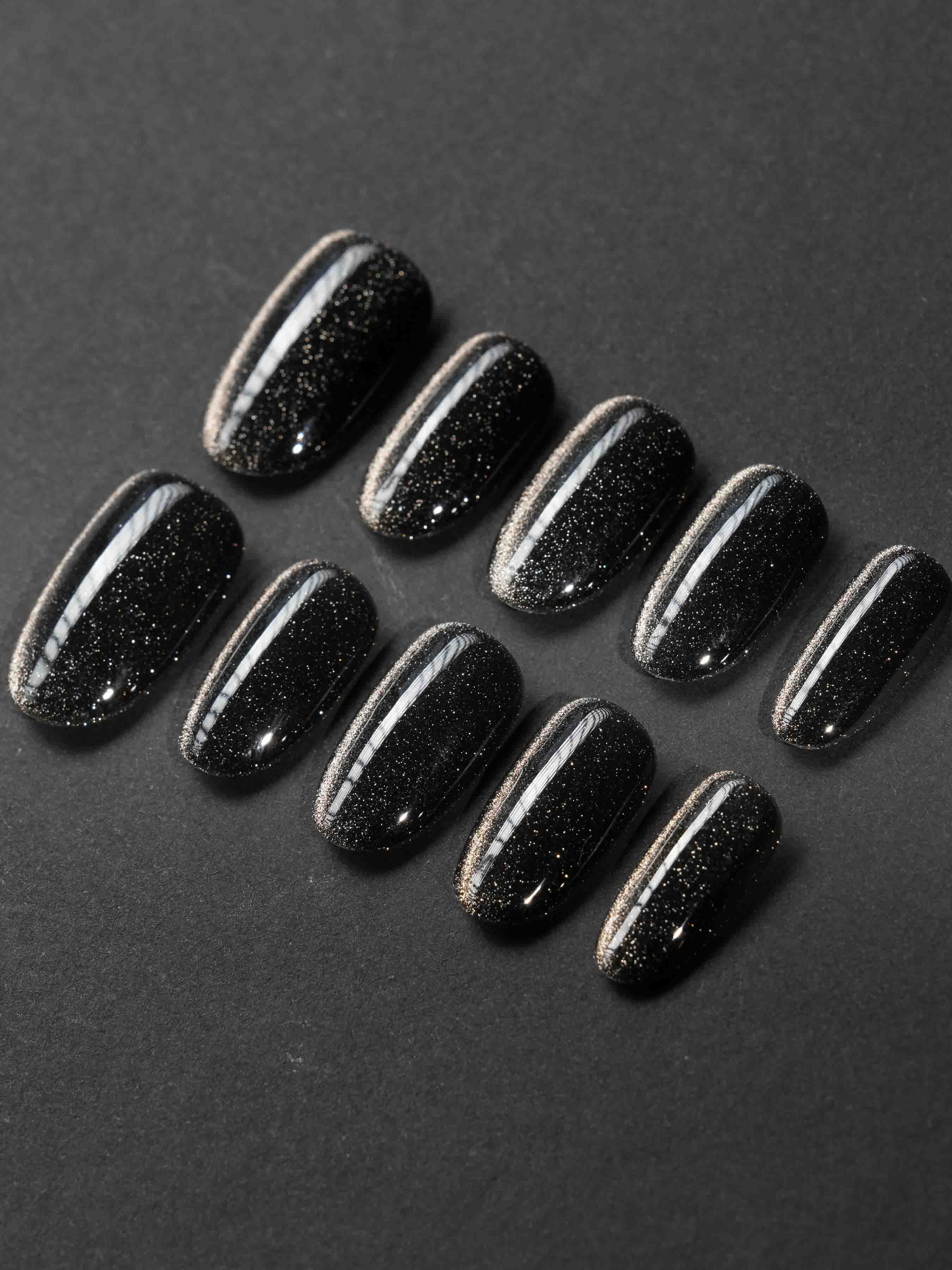 Black Cat - eye - Joyeenails - CE030 - XS / Short Oval