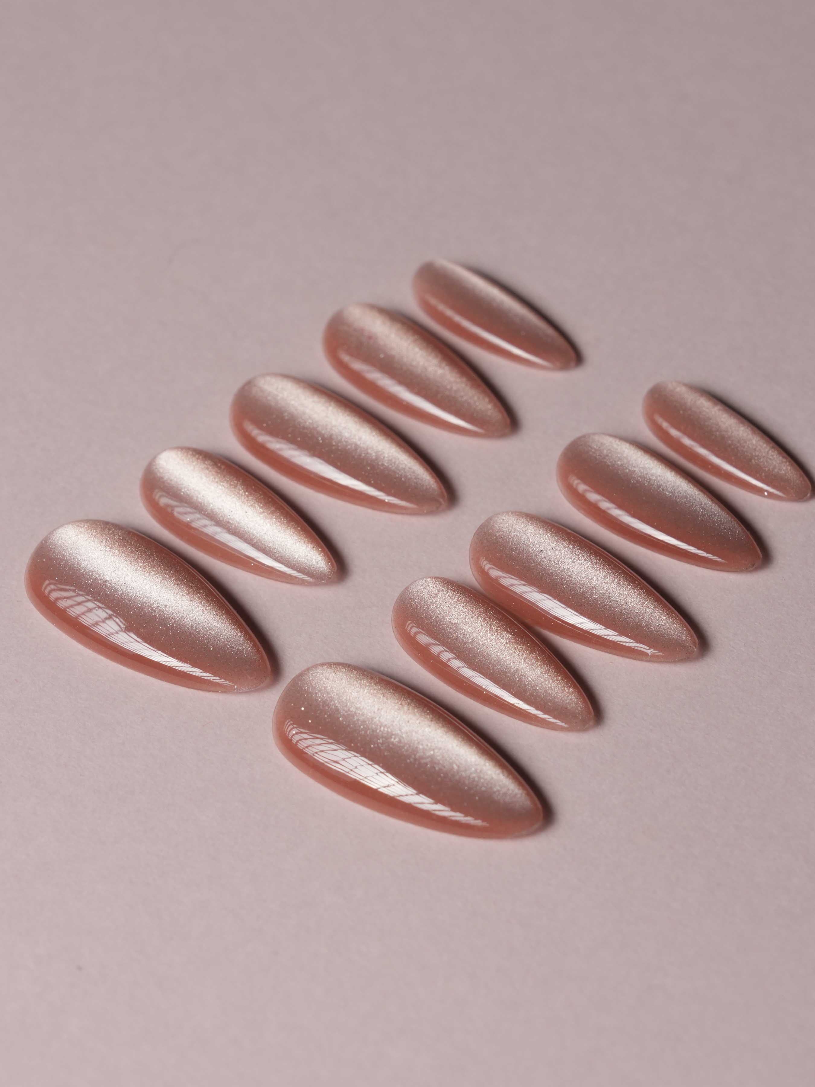 Nude Blush cat - eye - Joyeenails - CE001 - M / Medium Almond