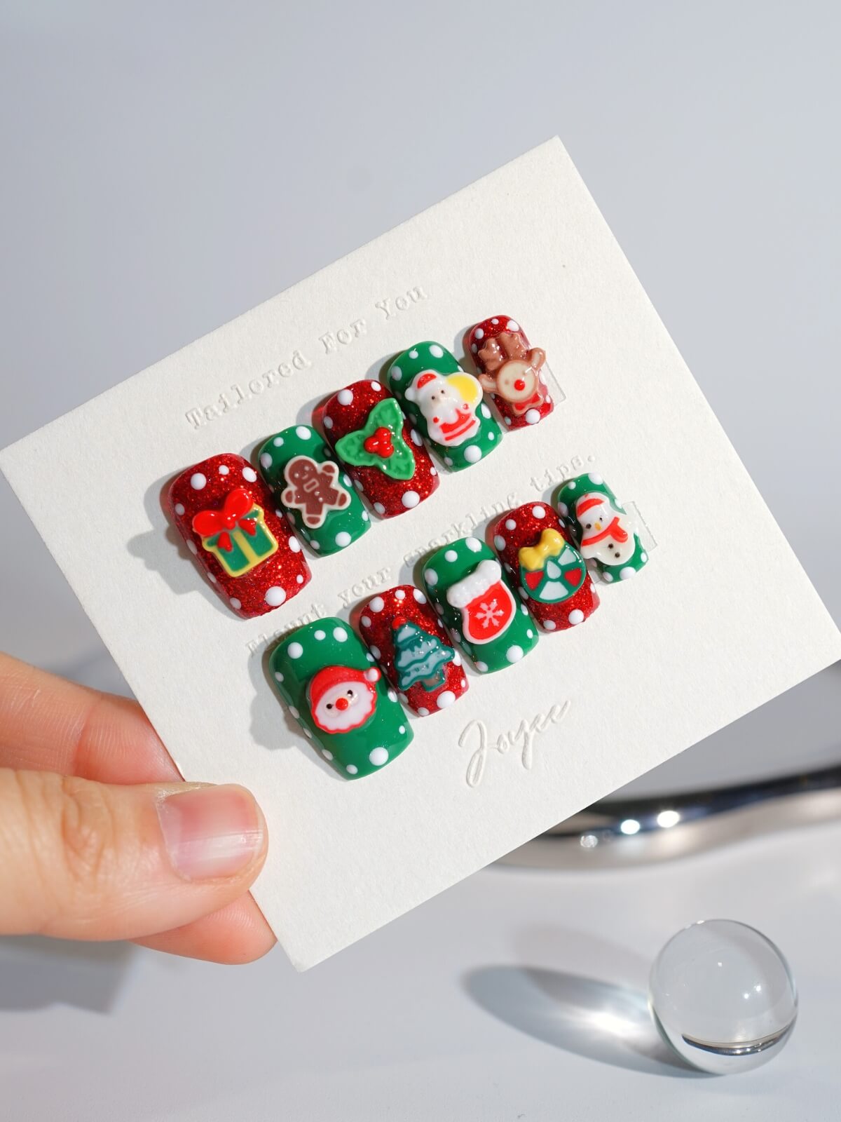 Green-christmas-nails-med-square-Gingerbread-Man