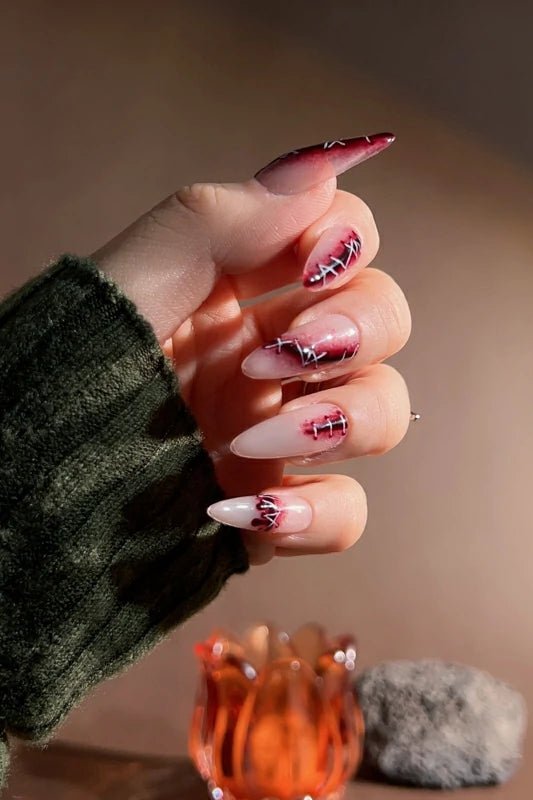 Bloody Scars Press on nails - Joyeenails - HW003 - S / Medium Stiletto