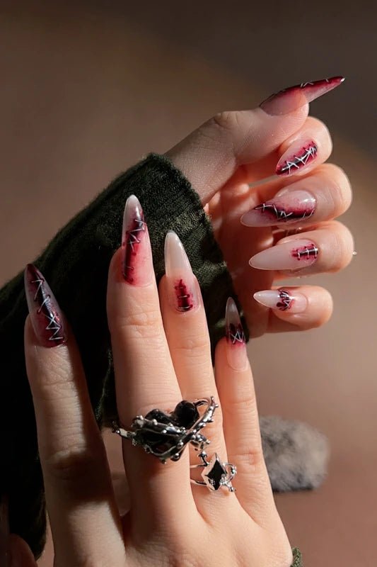 Bloody Scars Press on nails - Joyeenails - HW003 - S / Medium Stiletto