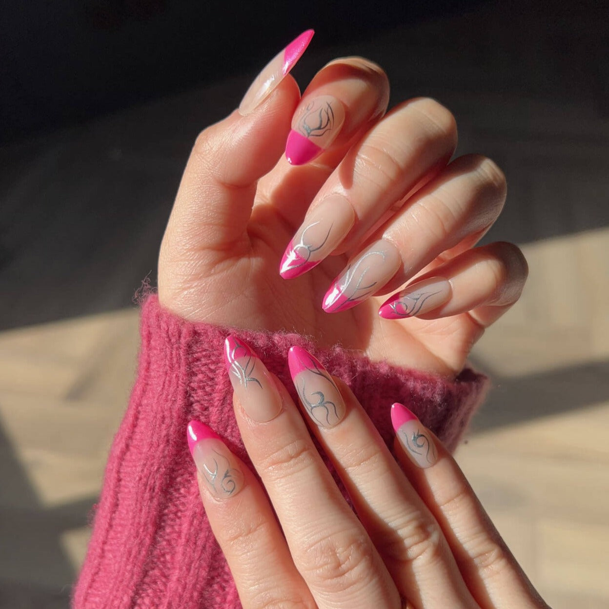 Metallic-Patterned-Pink-French-tips