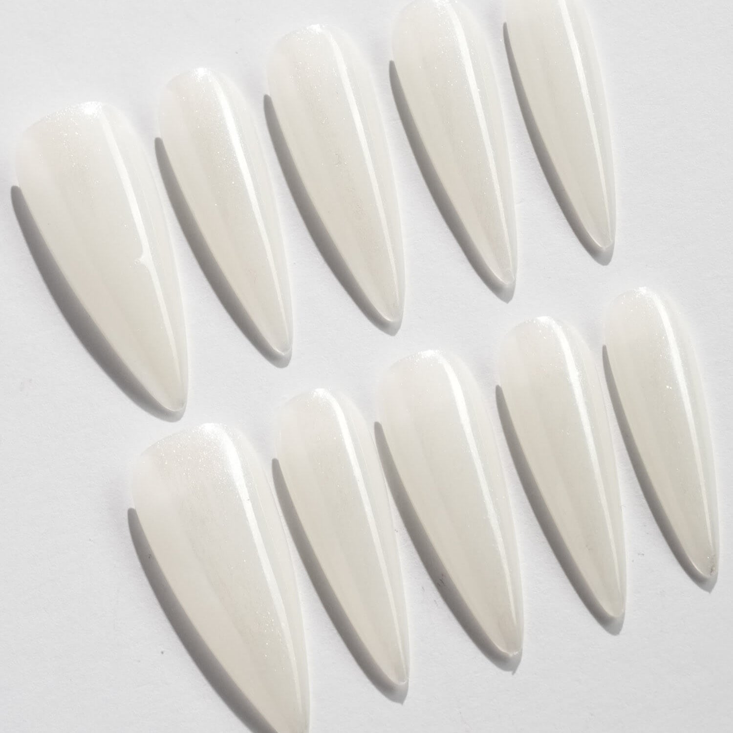 Clean Pearl - Joyeenails - CH001 - XS / Long Stiletto