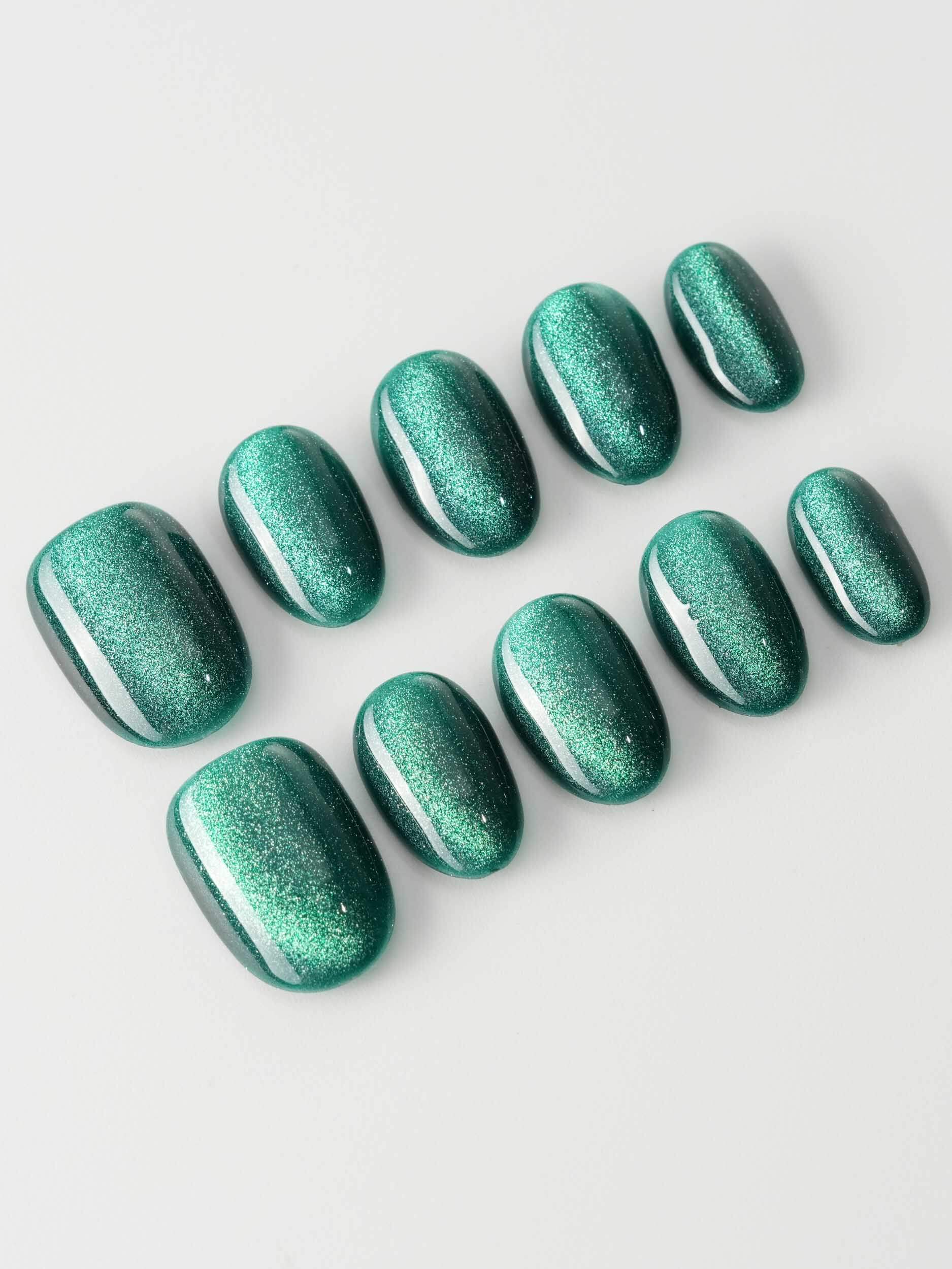 Emerald Green Cat - eye - Joyeenails - CE013 - XS / Extra Short Oval