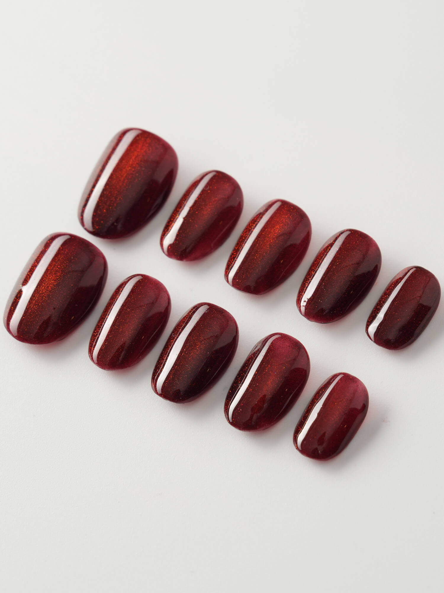 Deep Red Cat - eye - Joyeenails - CE031 - XS / Extra Short Oval