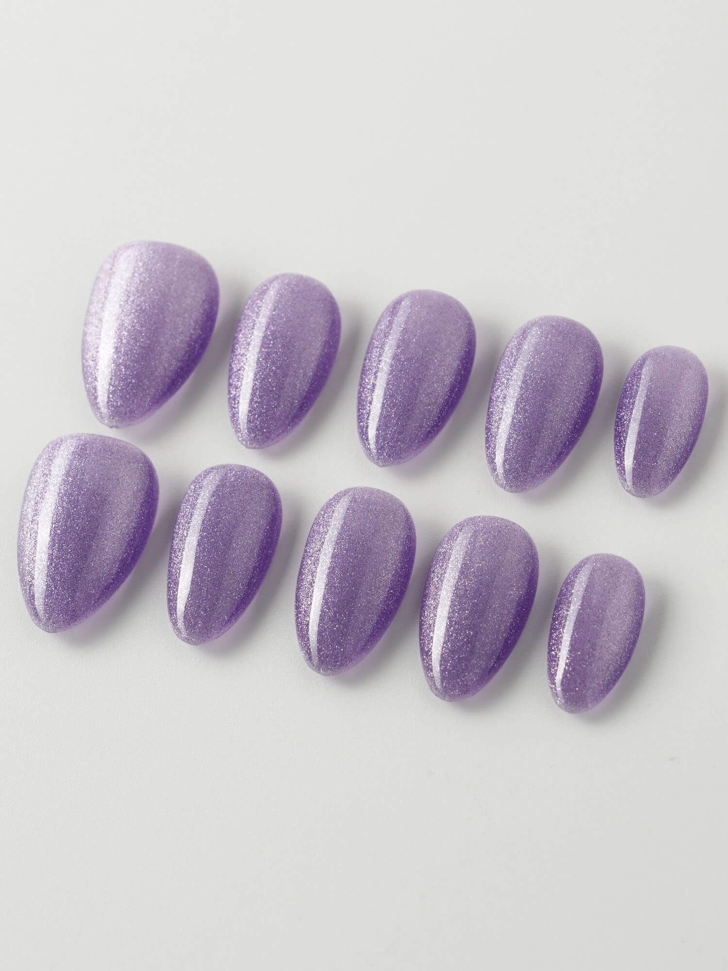 Elegant Purple cat - eye - Joyeenails - CE011 - XS / Extra Short Almond