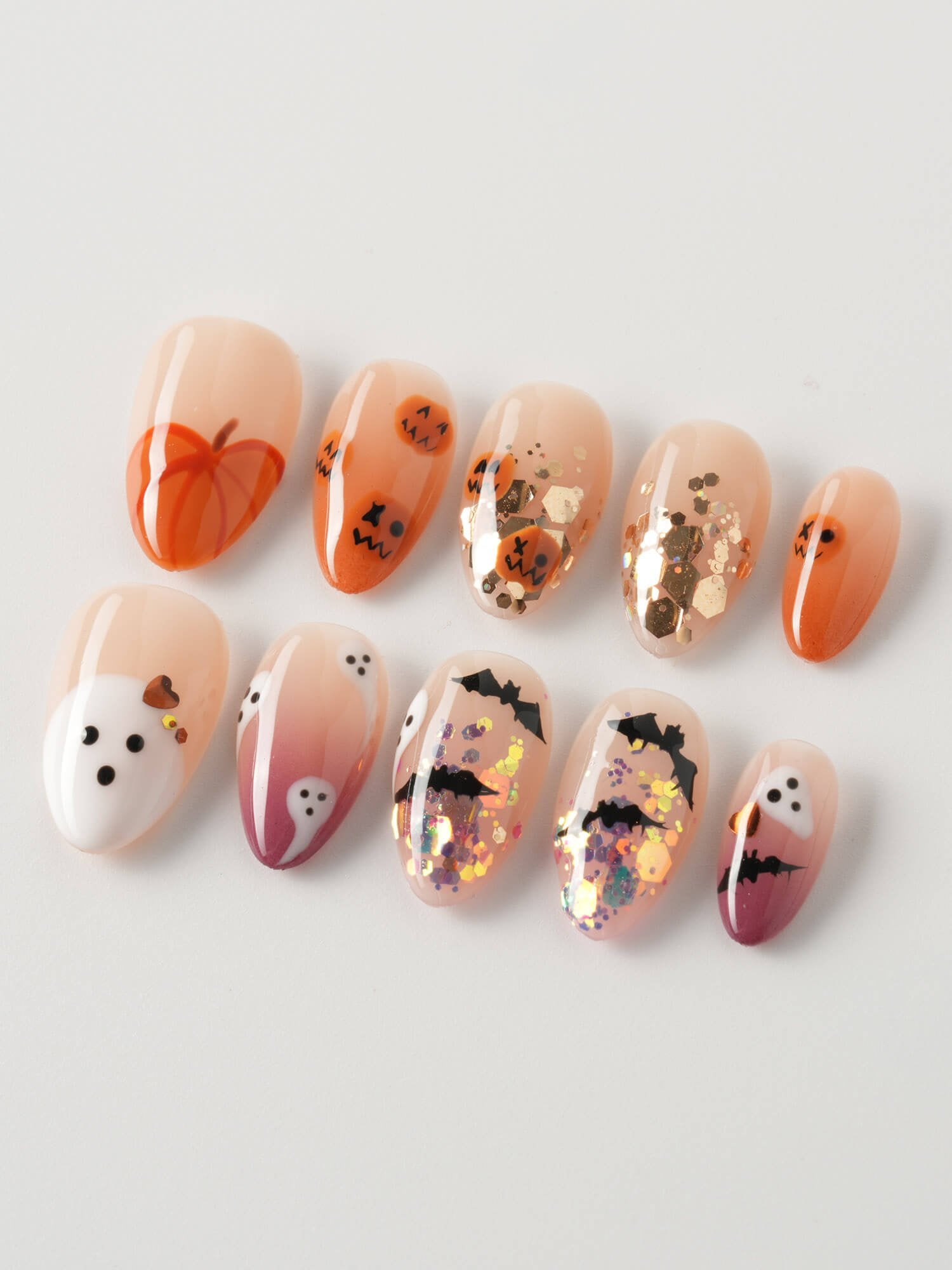 Ghostlight - Joyeenails - HW030 - XS / Extra Short Almond