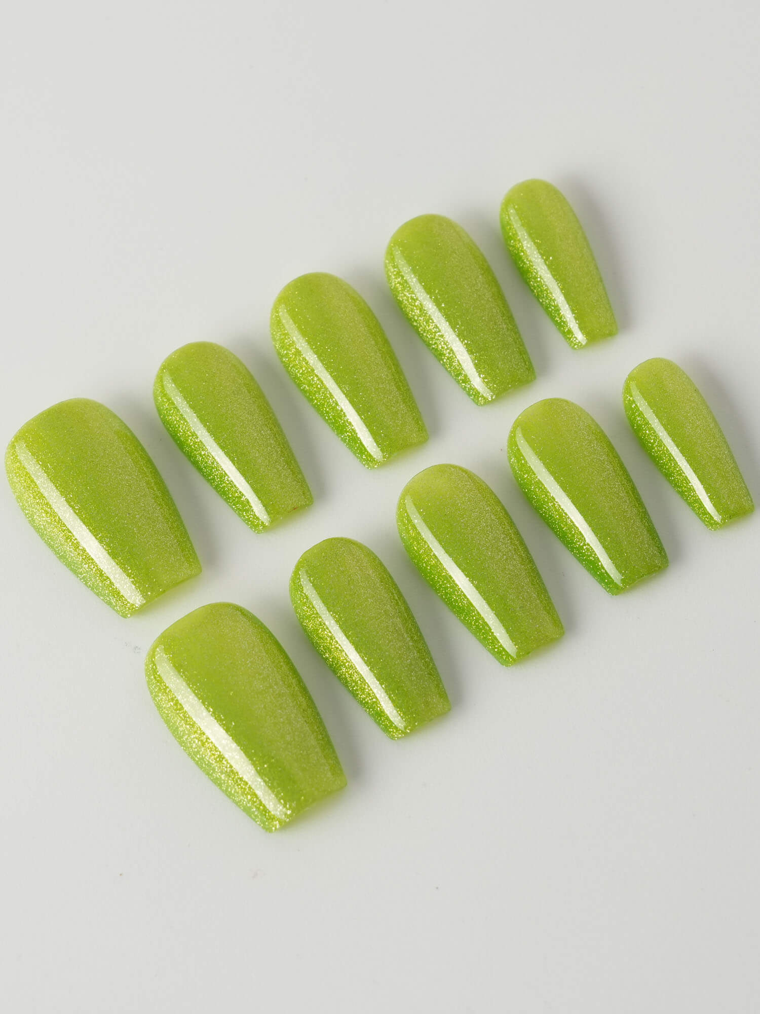 Green Acrylic Cat - eye - Joyeenails - CE019 - XS / Short Coffin