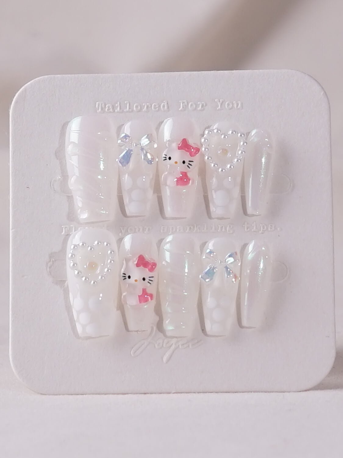 Bubbly White Kitty - Joyeenails - AN056 - XS / Medium Coffin