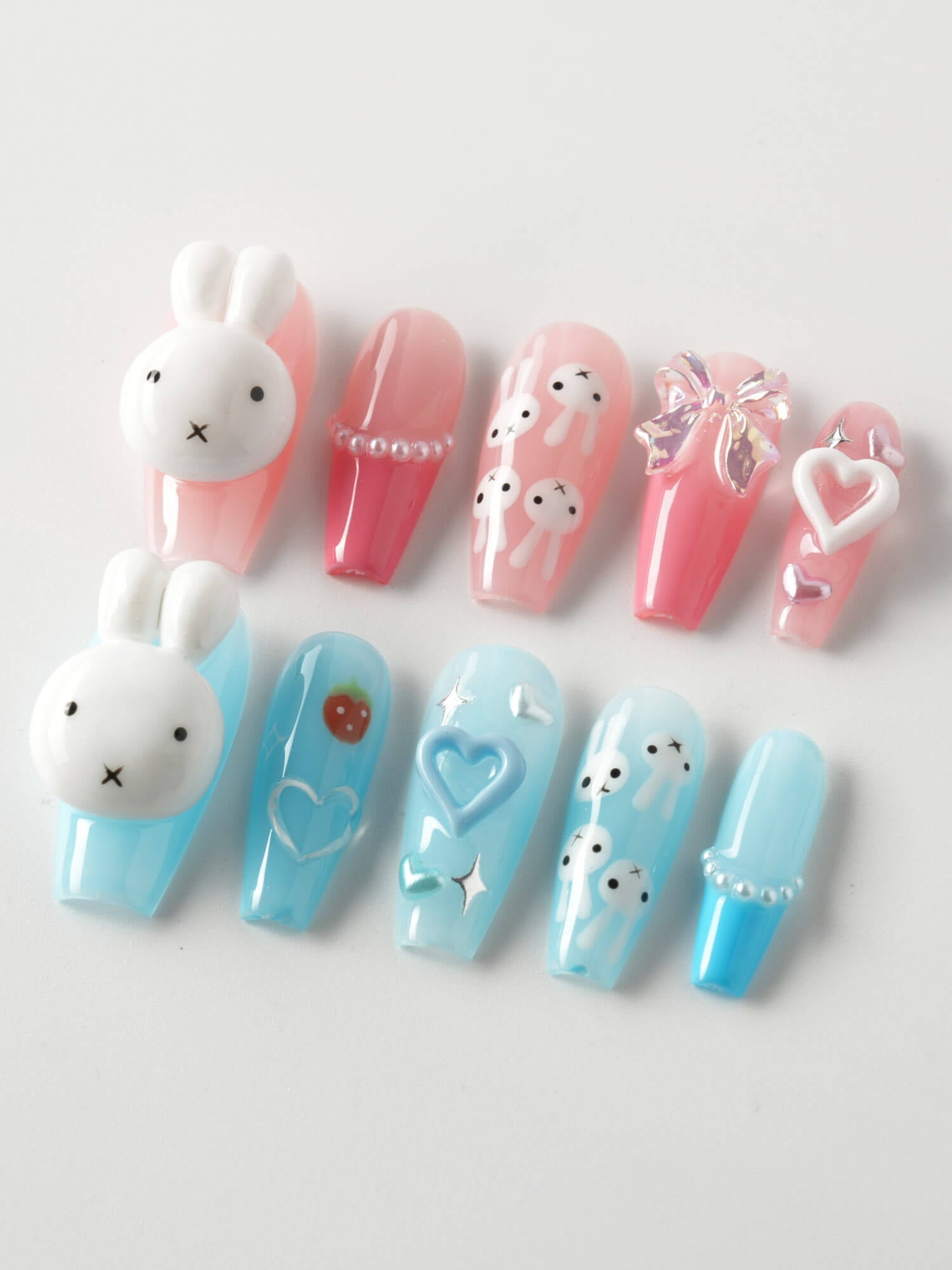 MIFFY XOXO - Joyeenails - AN063 - XS / Medium Coffin