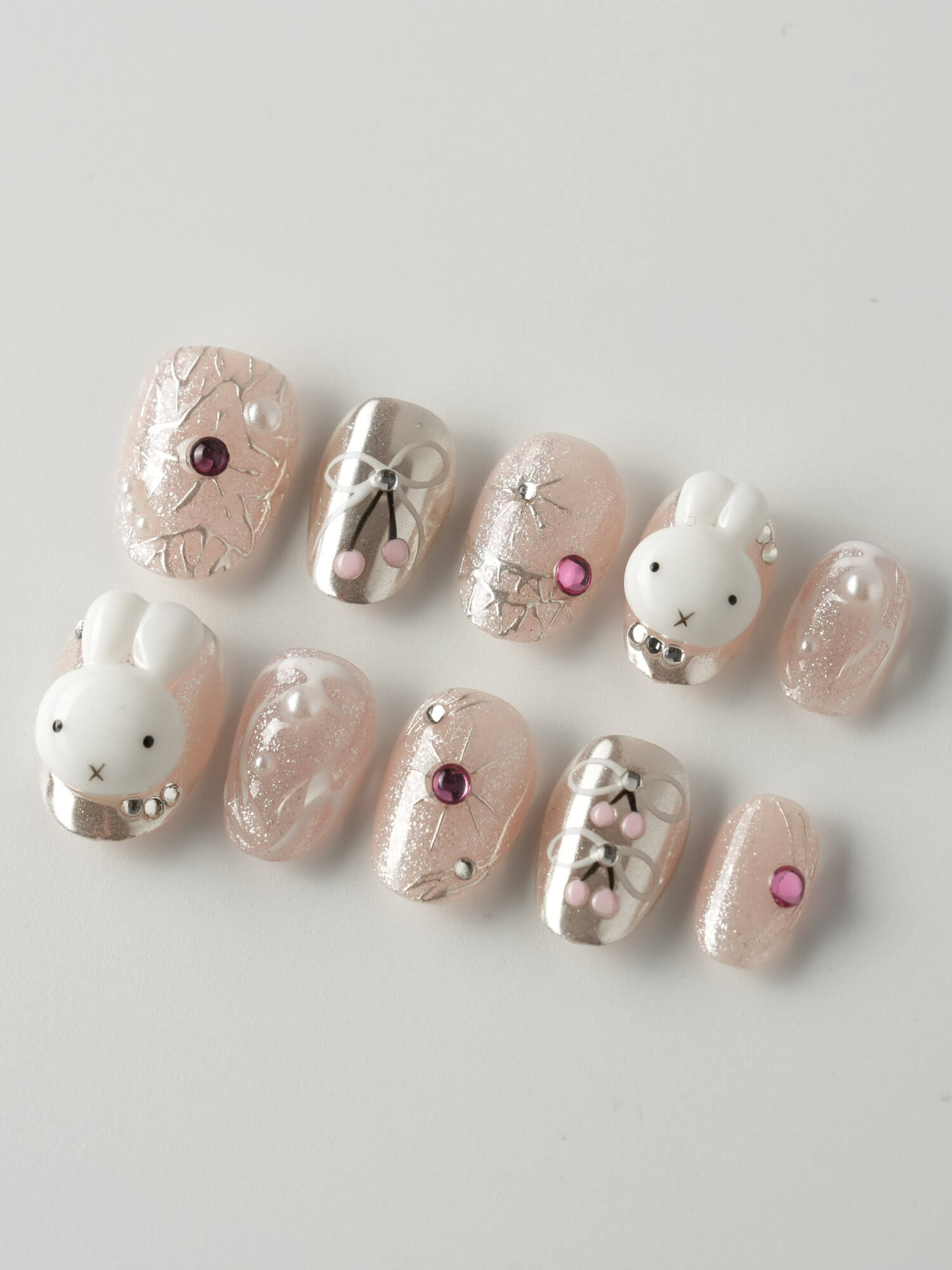 Miffy YOLO - Riley C (Co - Creator) 🔮 - Joyeenails - AN061 - XS / Extra Short Oval