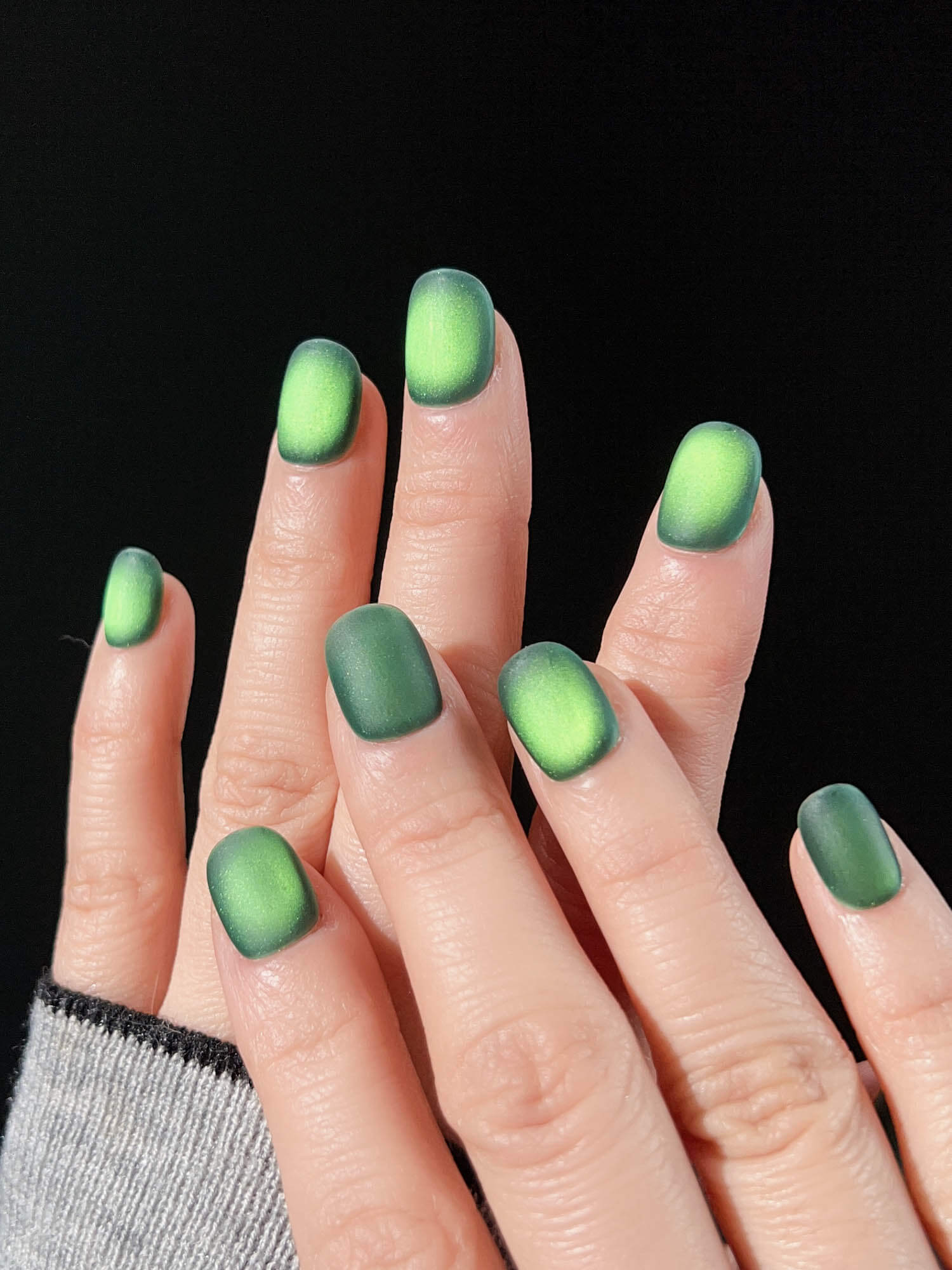 Velvet Matte Nails - Basil Leaf - Joyeenails - CE078