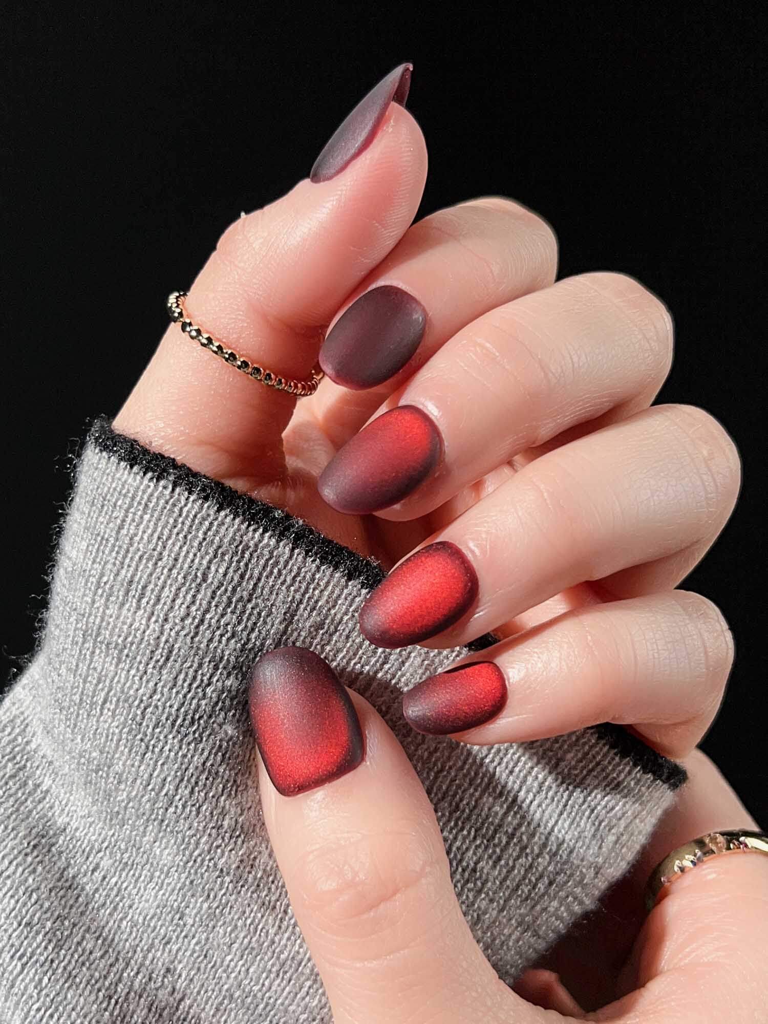 Velvet Matte Nails - Red Velvet - Joyeenails - CE079