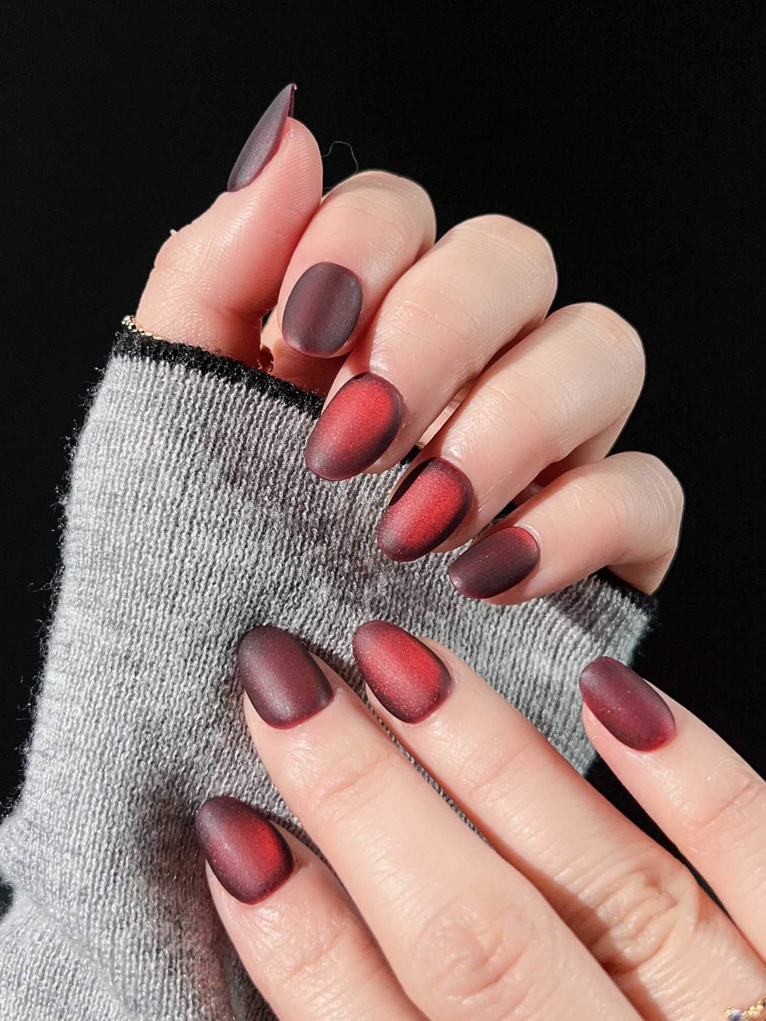 Velvet Matte Nails - Red Velvet - Joyeenails - CE079