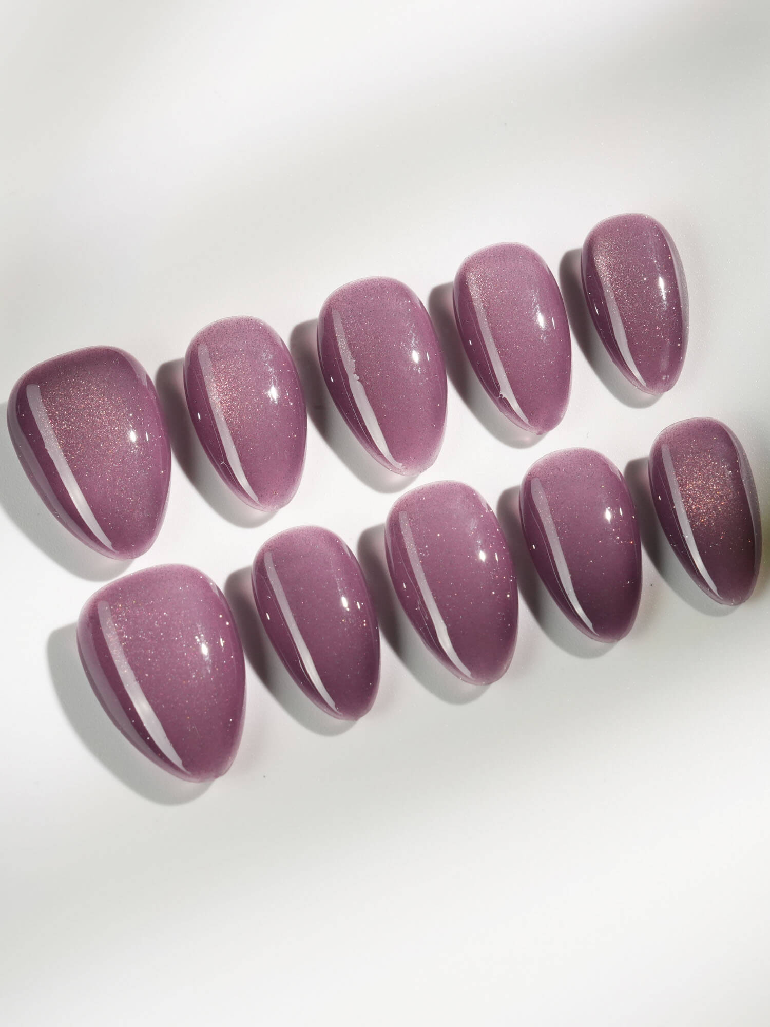 Violet Cat - eye - Joyeenails - CE032 - XS / Extra Short Almond